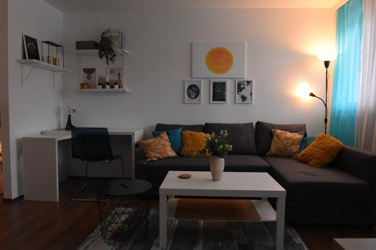 Central Apartment Чуприя Экстерьер фото