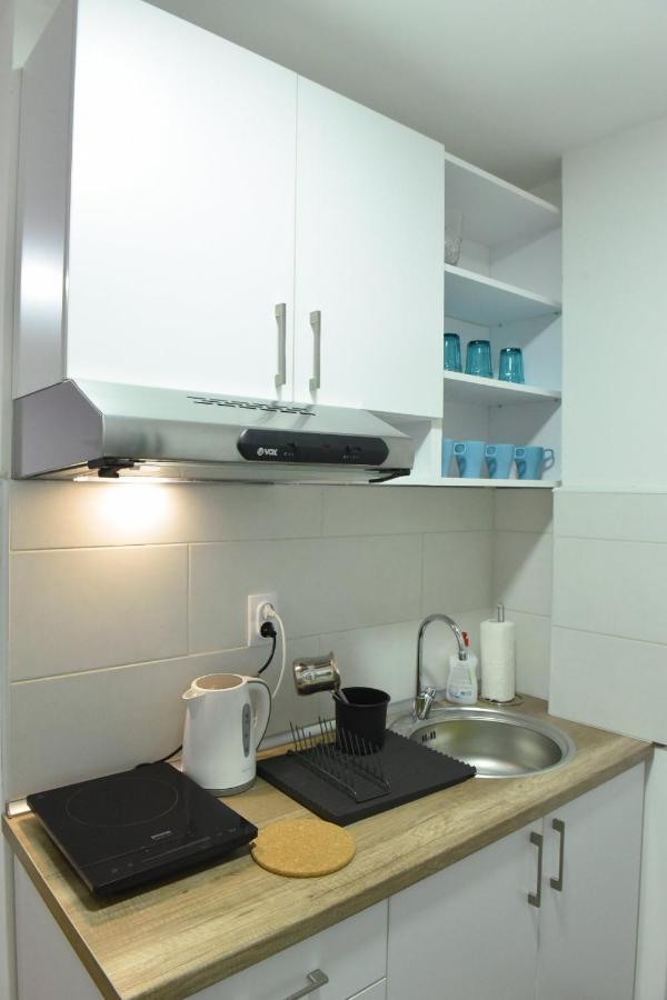 Central Apartment Чуприя Экстерьер фото